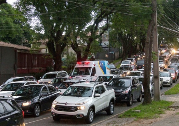 Abrir passagem para ambulancias